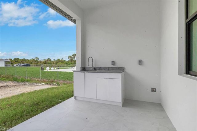 2685 38th AVE SE, Naples, FL 34117