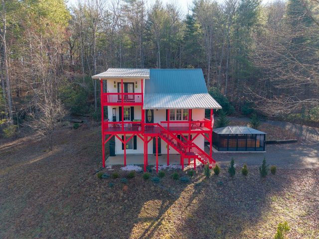 311 Twin Cedars Drive, Murphy, NC 28906