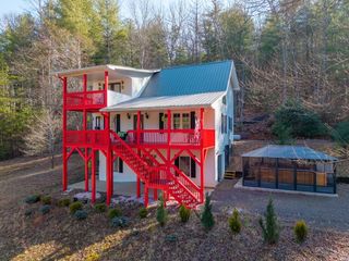 311 Twin Cedars Drive, Murphy, NC 28906