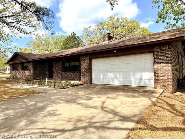 301 Poe Avenue, Poteau, OK 74953