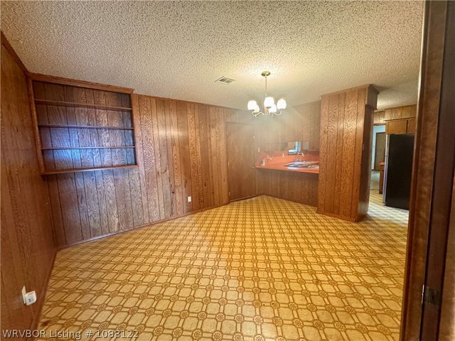 301 Poe Avenue, Poteau, OK 74953