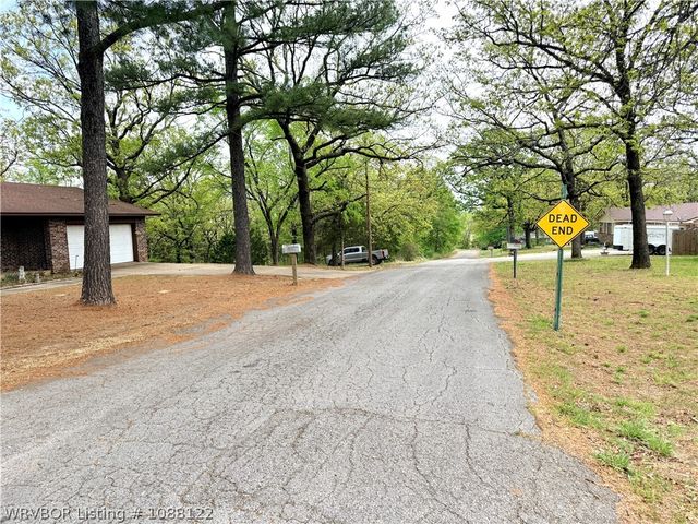 301 Poe Avenue, Poteau, OK 74953