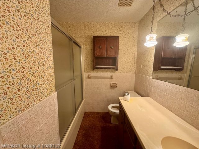 301 Poe Avenue, Poteau, OK 74953