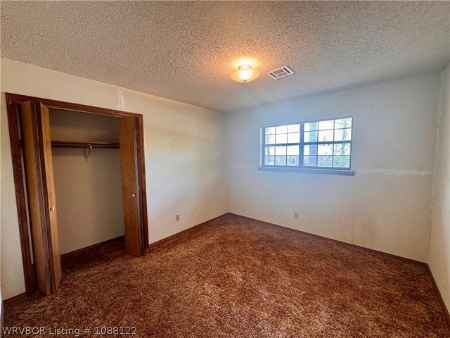 301 Poe Avenue, Poteau, OK 74953