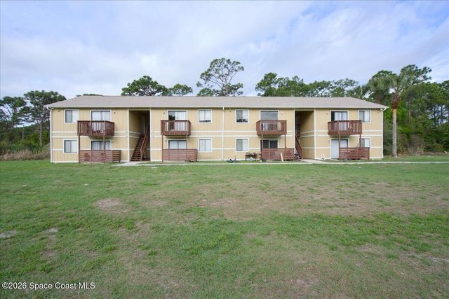 1870 Agora Circle SE 201, Palm Bay, FL 32909