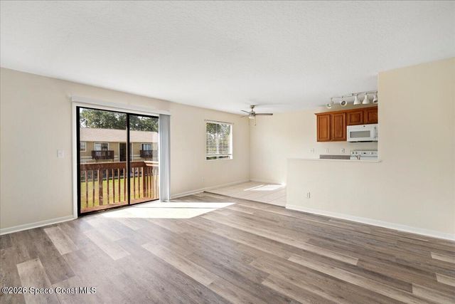 1870 Agora Circle SE 201, Palm Bay, FL 32909