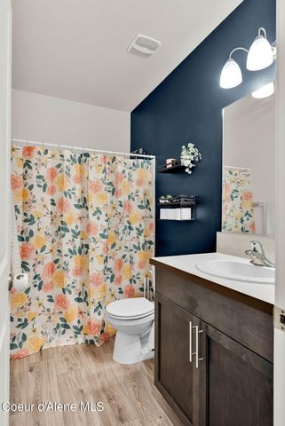 16167 N Hadley Loop, Rathdrum, ID 83858