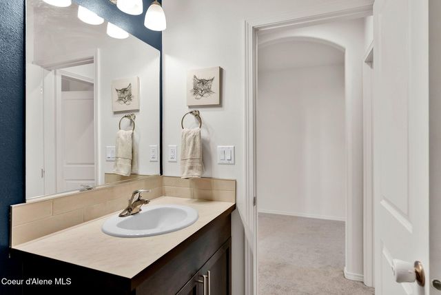 16167 N Hadley Loop, Rathdrum, ID 83858