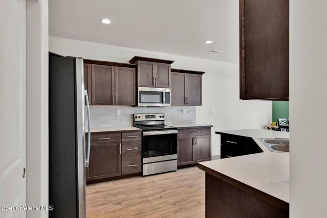 16167 N Hadley Loop, Rathdrum, ID 83858