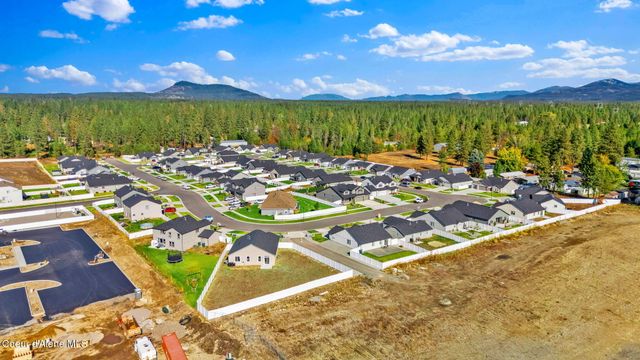 16167 N Hadley Loop, Rathdrum, ID 83858