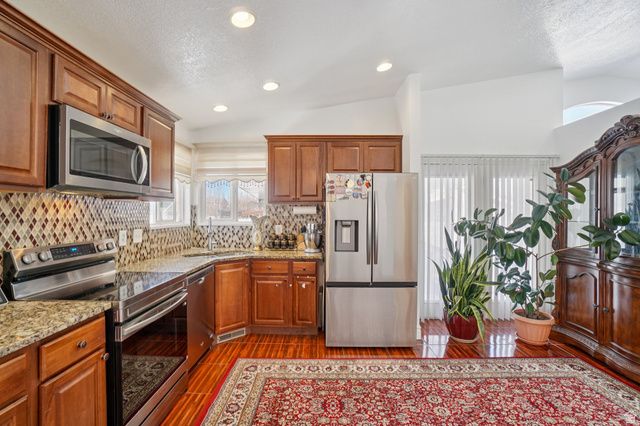 3720 S HAMPSHIRE CIR, Salt Lake City, UT 84119