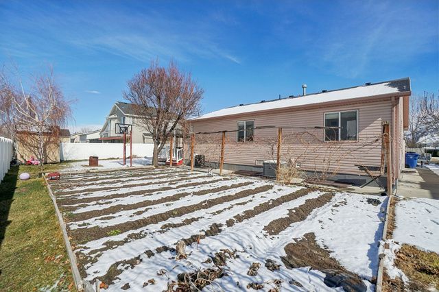 3720 S HAMPSHIRE CIR, Salt Lake City, UT 84119