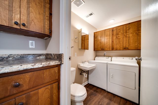 1184 Meadowview Dr, Gallatin, TN 37066