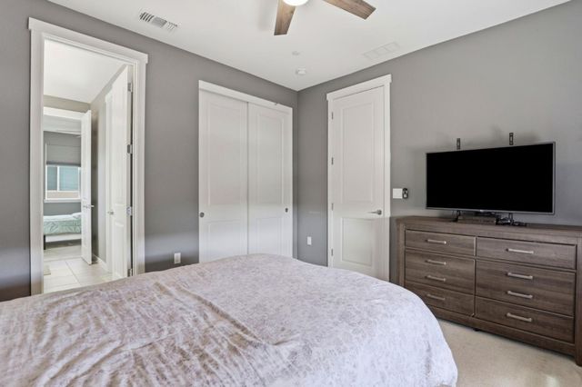 894 Brennan Way, Hollister, CA 95023