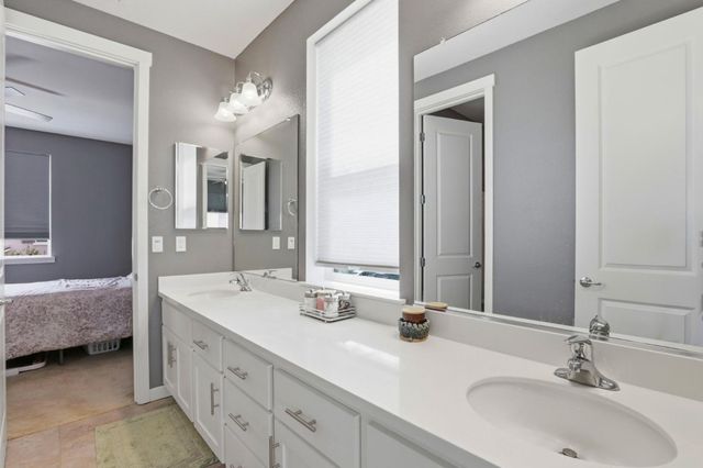 894 Brennan Way, Hollister, CA 95023