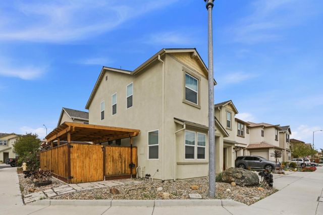 894 Brennan Way, Hollister, CA 95023