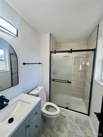 1921 Lakeheights Lane, Unincorporated, MO 63138