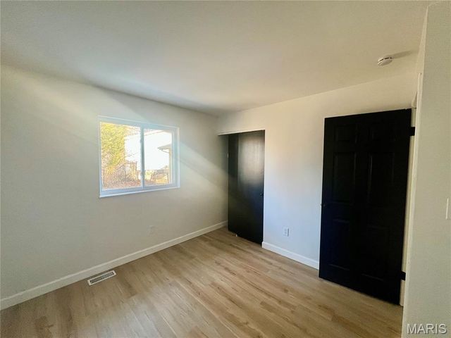 1921 Lakeheights Lane, Unincorporated, MO 63138