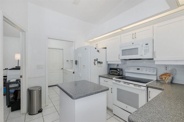 3138 ELLINGTON WAY, New Port Richey, FL 34655