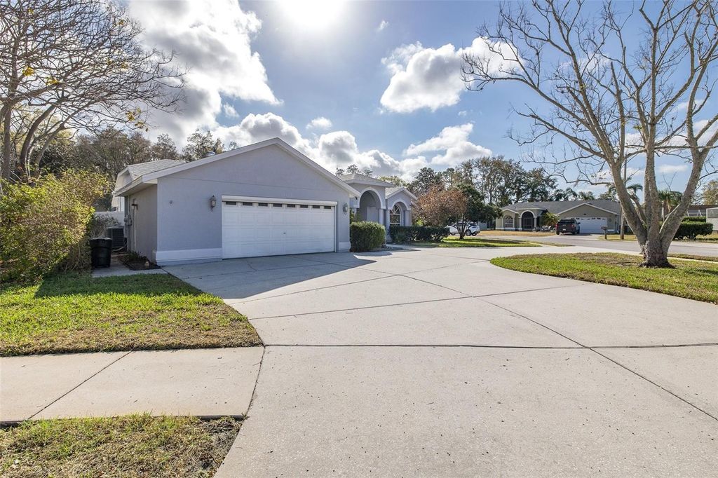 Image 61 of property listing at 3138 ELLINGTON WAY, New Port Richey, FL 34655