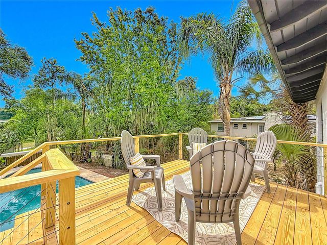 516 S EXETER STREET, Eustis, FL 32726