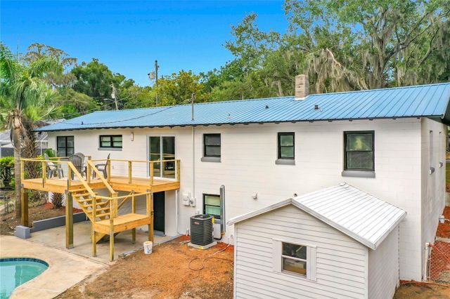 516 S EXETER STREET, Eustis, FL 32726