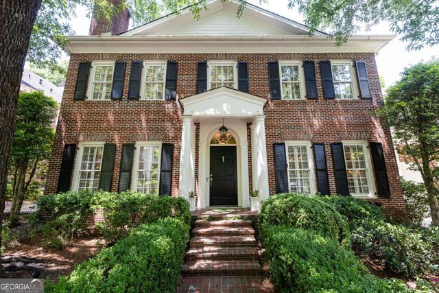15 Old Paces Place, Atlanta, GA 30327
