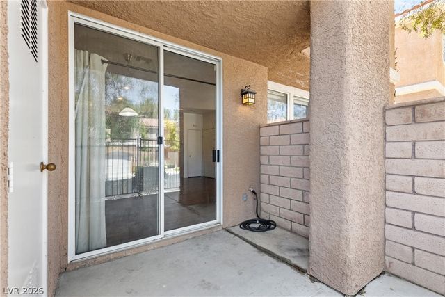 251 South Green Valley Parkway 2211, Henderson, NV 89012