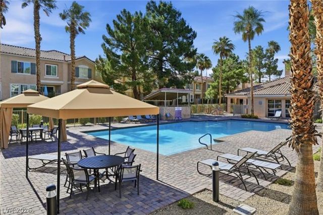 251 South Green Valley Parkway 2211, Henderson, NV 89012