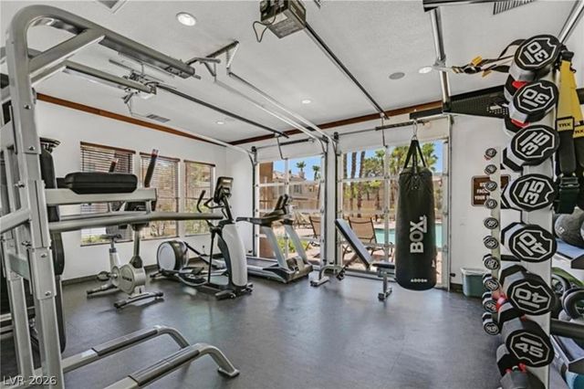251 South Green Valley Parkway 2211, Henderson, NV 89012
