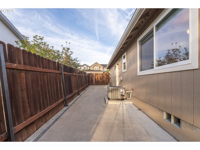 1621 Sw 2ND St, Pendleton, OR 97801