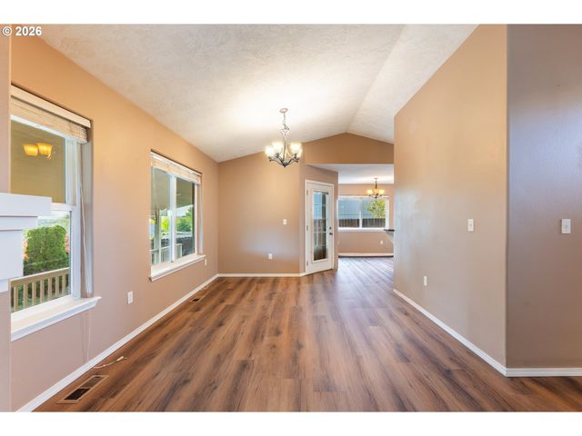 1621 Sw 2ND St, Pendleton, OR 97801