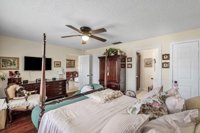 19919 Dean Drive, Boca Raton, FL 33434