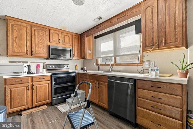 632 PARKVIEW AVE, Penndel, PA 19047
