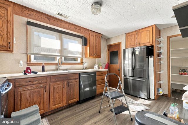 632 PARKVIEW AVE, Penndel, PA 19047