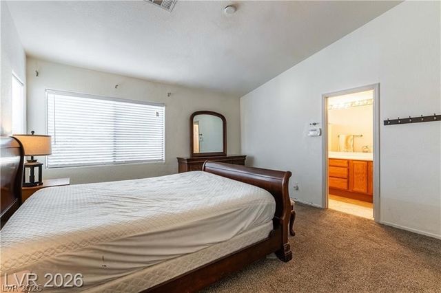 5740 Falling Sun Court, North Las Vegas, NV 89031