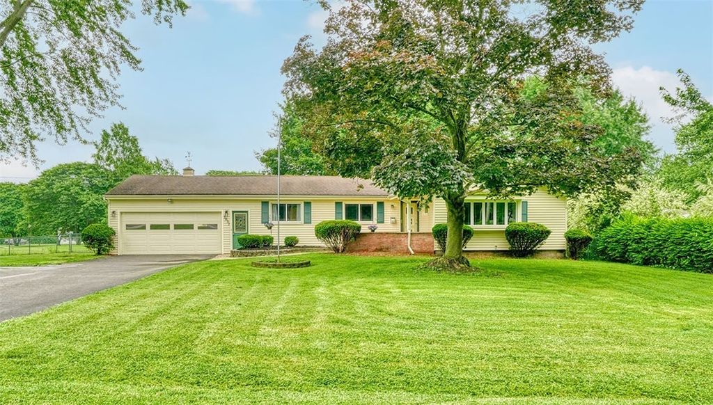 3037 Chili Avenue, Chili, NY 14624