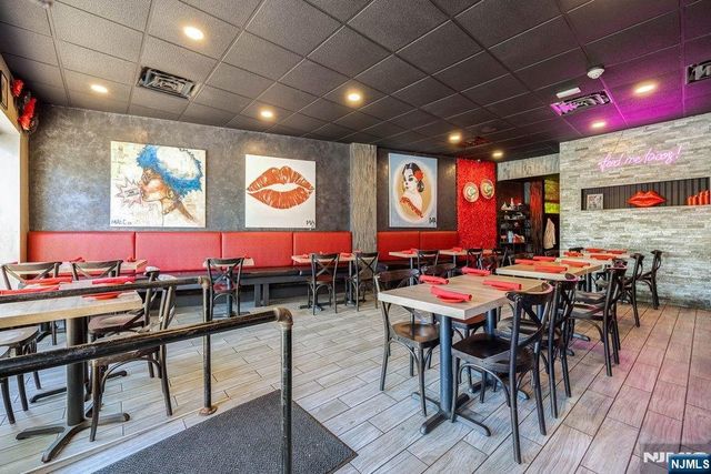 20 E Madison Avenue, Dumont, NJ 07628