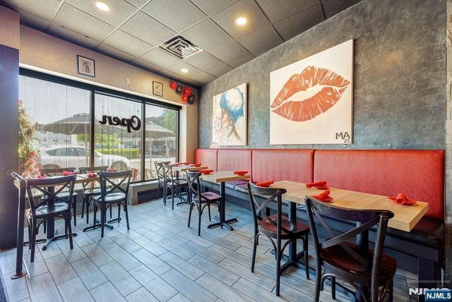 20 E Madison Avenue, Dumont, NJ 07628