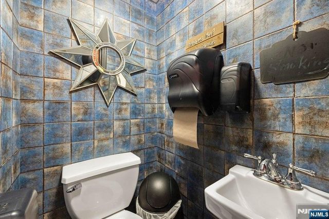 20 E Madison Avenue, Dumont, NJ 07628