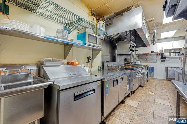 20 E Madison Avenue, Dumont, NJ 07628