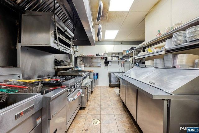 20 E Madison Avenue, Dumont, NJ 07628