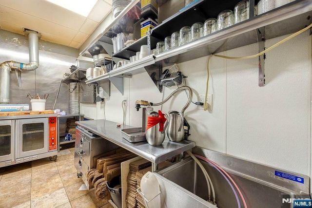 20 E Madison Avenue, Dumont, NJ 07628