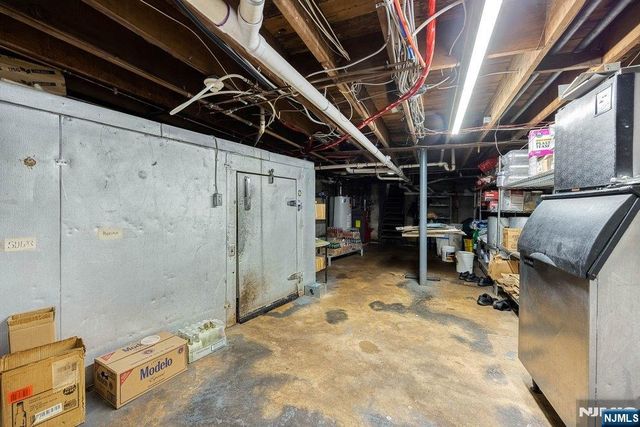 20 E Madison Avenue, Dumont, NJ 07628