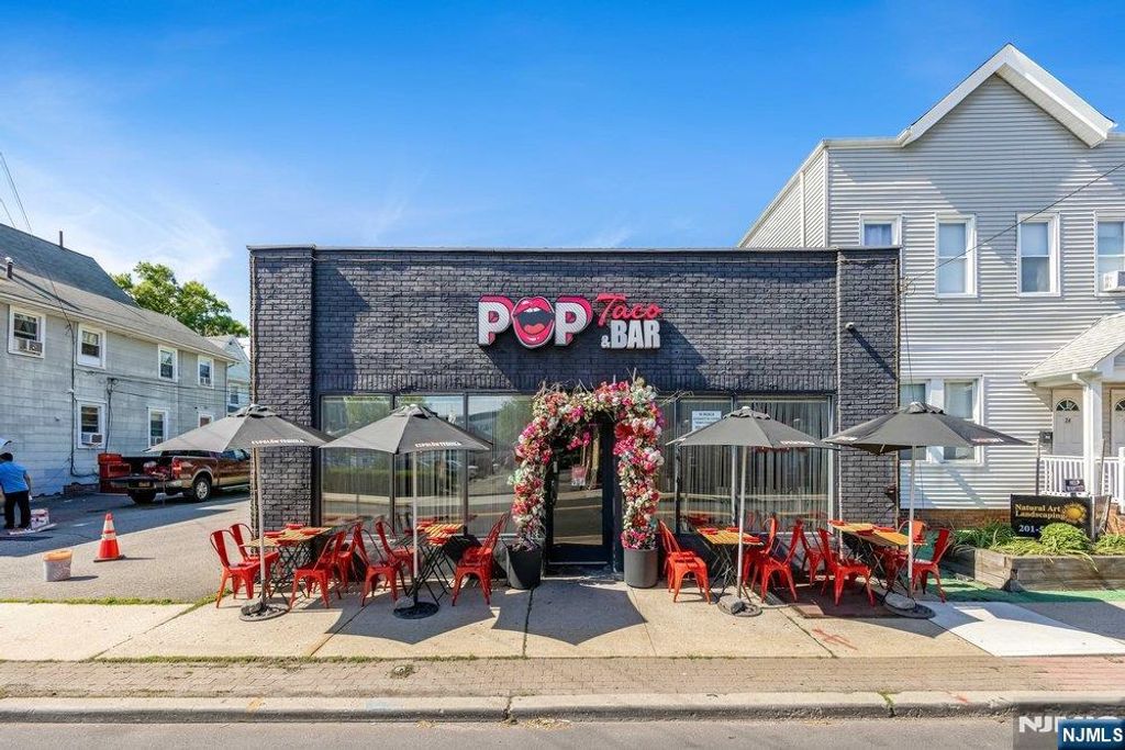 20 E Madison Avenue, Dumont, NJ 07628