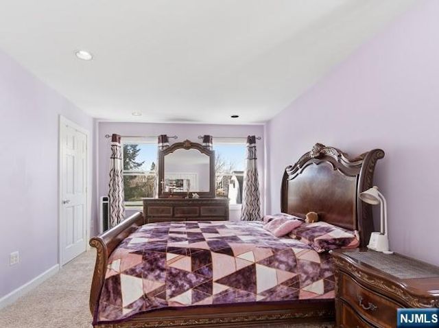 166 Summit Cross, Rutherford, NJ 07070