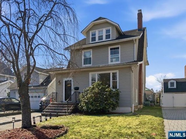 166 Summit Cross, Rutherford, NJ 07070