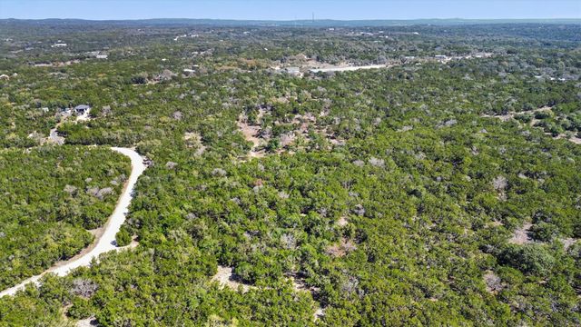 411 Circle DR, Wimberley, TX 78676