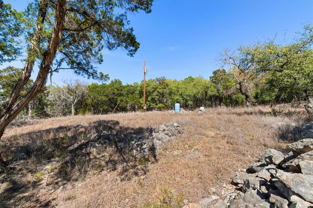 411 Circle DR, Wimberley, TX 78676