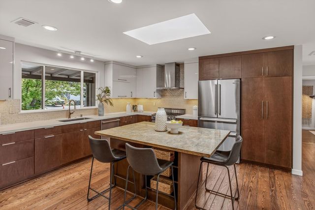 1418 Meadow Lane, Mountain View, CA 94040